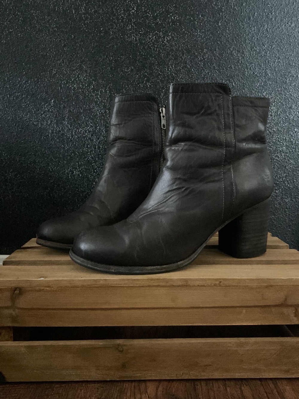 FRYE ADDIE ZIP BOOTS